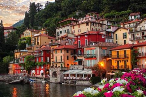 VARENNA-BY-NIGHT